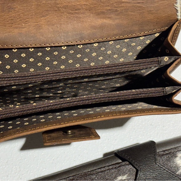 Lot Of 4 Women Western Style Cowhide Leather Clutch Hair On Leather Wallet -New - Picture 5 of 15